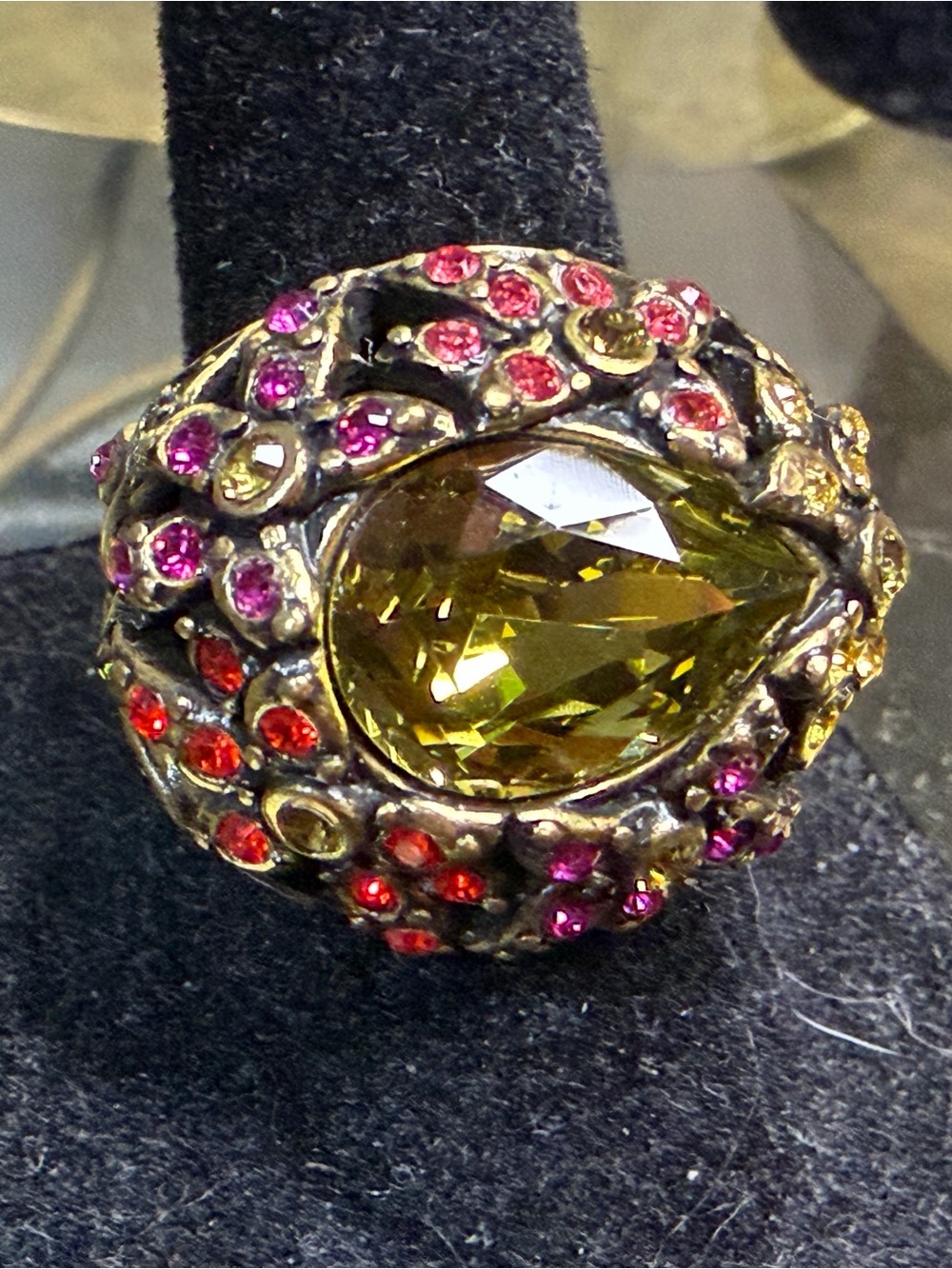 Heidi Daus “Secret Gsrden” Green Crystal Floral Cocktail Ring *Size 6.5